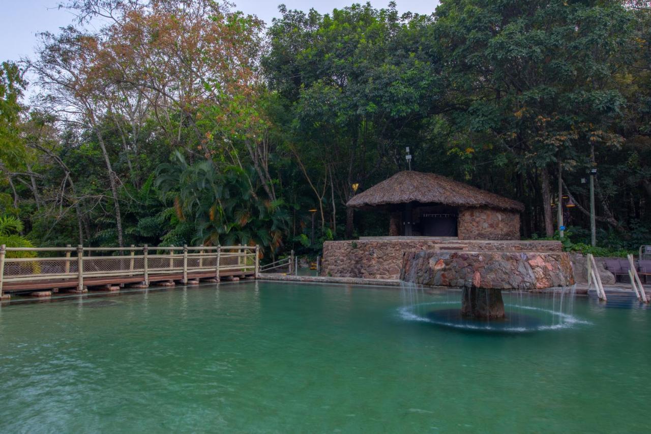 Rio Quente Resorts - Eco Chales Buitenkant foto