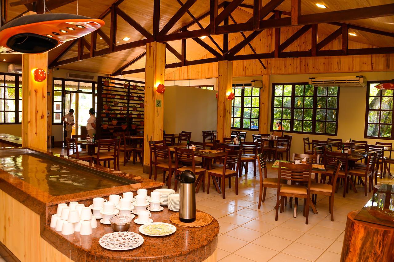 Rio Quente Resorts - Eco Chales Buitenkant foto